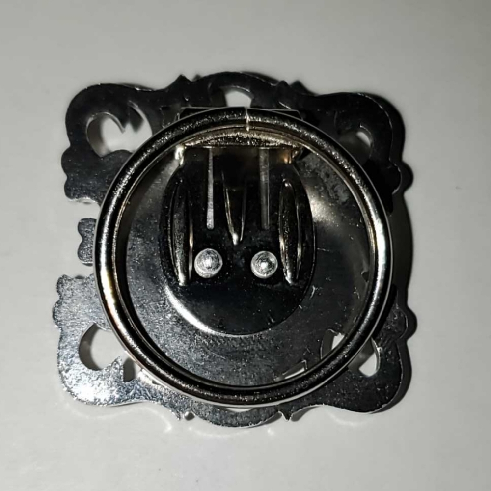 ANTIQUE SILVER Scarf Clip Raised Center Rose on Mother of Pearl Fancy Frame - Picture 2 of 6